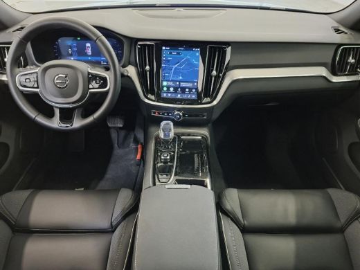 Volvo  V60 2.0 T8 Plug-in hybrid AWD Plus Dark | Forest Lake | Harman Kardon | Trekhaak ActivLease financial lease