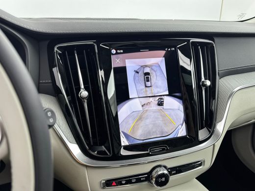 Volvo  V60 T6 Recharge Ultra Dark | 19" | Harman Kardon | Panoramadak | Head-Up | Full LED | 360 Camera | El... ActivLease financial lease
