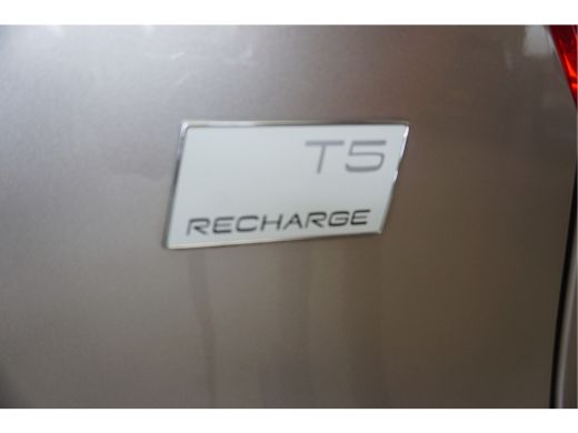Volvo  XC40 1.5 T5 Recharge ULTIMATE Schuifdak, Pilot Assist, Harman Kardon&reg; ActivLease financial lease