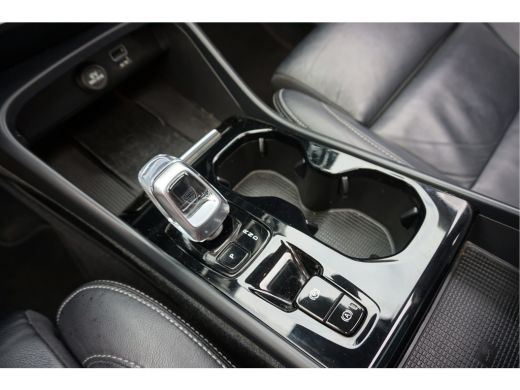 Volvo  XC40 1.5 T5 Recharge ULTIMATE Schuifdak, Pilot Assist, Harman Kardon&reg; ActivLease financial lease