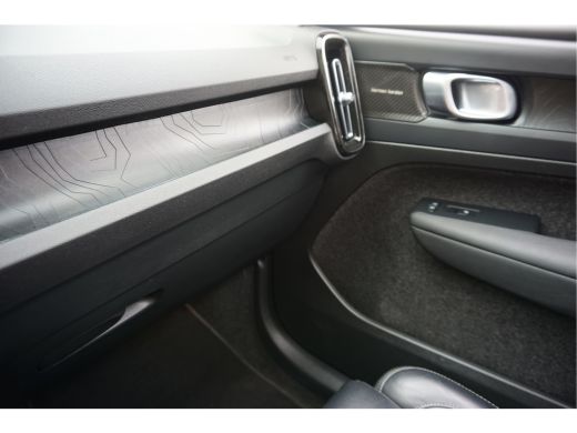 Volvo  XC40 1.5 T5 Recharge ULTIMATE Schuifdak, Pilot Assist, Harman Kardon&reg; ActivLease financial lease