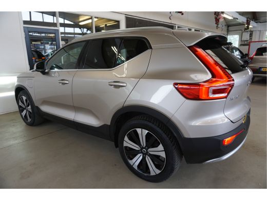 Volvo  XC40 1.5 T5 Recharge ULTIMATE Schuifdak, Pilot Assist, Harman Kardon&reg; ActivLease financial lease