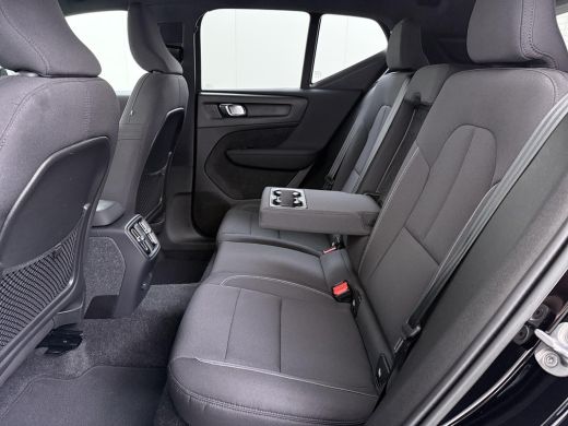 Volvo  XC40 Recharge Core | SOH 97% | ACHTERUITRIJCAMERA | STOEL & STUUR VERWARMING | 12 MND BOVAG GARANTIE ActivLease financial lease