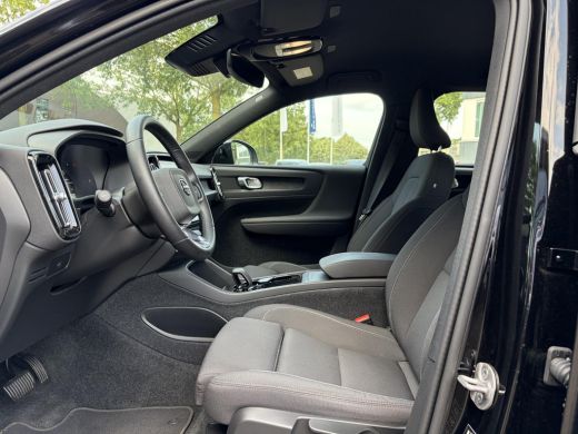 Volvo  XC40 Single Motor Plus 69 kWh SOH 95% |STOEL + STUURVERWARMING| ADAPTIEVE CRUISE| DODE HOEK SENSOR| EL... ActivLease financial lease
