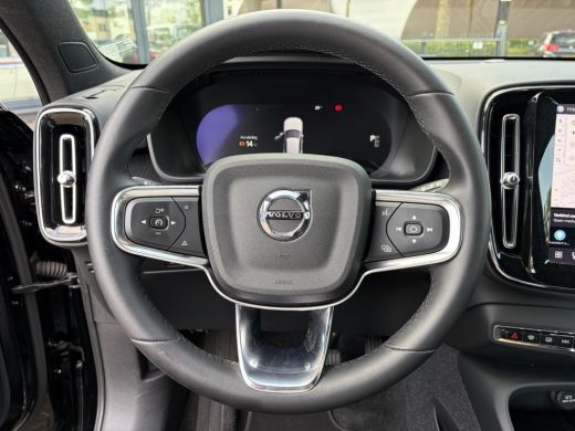 Volvo  XC40 Single Motor Plus 69 kWh SOH 95% |STOEL + STUURVERWARMING| ADAPTIEVE CRUISE| DODE HOEK SENSOR| EL... ActivLease financial lease