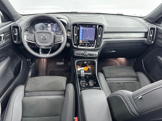 Volvo  XC40 T5 Recharge Ultimate Dark | 19" Allseason | Leder/Nubuck | Panoramadak | 360 Camera | Elektr. ver... ActivLease financial lease