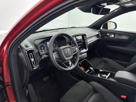 Volvo  XC40 T5 Recharge Ultimate Dark | 19" Allseason | Leder/Nubuck | Panoramadak | 360 Camera | Elektr. ver... ActivLease financial lease