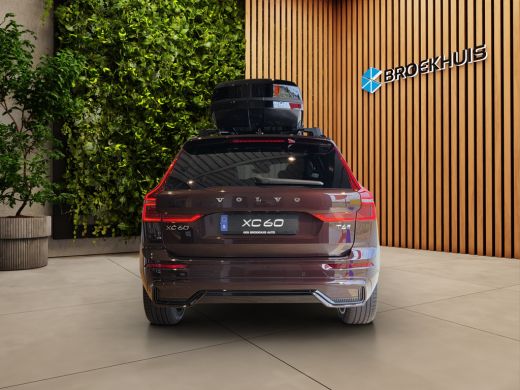 Volvo  XC60 2.0 T6 Plug-in hybrid AWD Dark | Panoramadak | 360 Camera | Head-up | Pilot Assist | 21" Velgen ActivLease financial lease