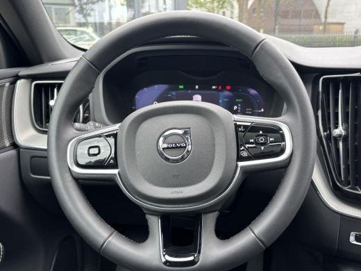 Volvo  XC60 2.0 T6 Plug-in hybrid AWD Plus Black Edition LIGHTING PACK | 360 GRADEN CAMERA | HARMAN/KARDON AU... ActivLease financial lease