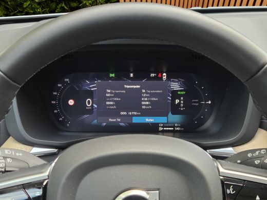 Volvo  XC60 2.0 T6 Plug-in hybrid AWD Ultra Dark | Luchtvering | Trekhaak | Head-up | Pano | 360 Cam | Harman... ActivLease financial lease