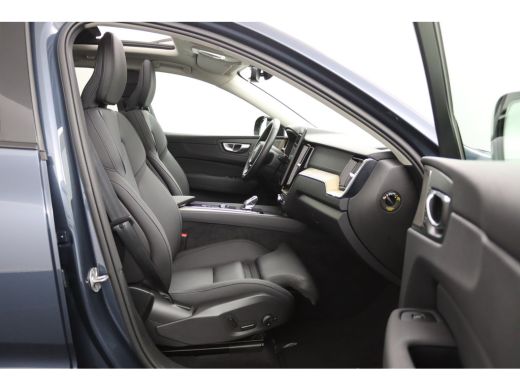 Volvo  XC60 T6 AWD Ultra Dark | Luchtvering | Trekhaak | Head-Up | Panoramadak | 360 Camera | ActivLease financial lease