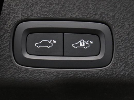 Volvo  XC60 2.0 T8 Plug-in hybrid AWD Inscription | SOH 93.5% | Panoramadak | Leder | Stuur/stoel verwarming ... ActivLease financial lease