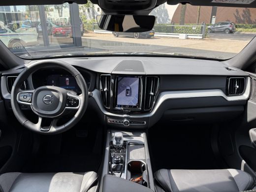 Volvo  XC60 2.0 T8 Plug-in-hybrid AWD Polestar Engineered ELEKTRISCHE TREKHAAK| VOLVO DEALER ONDERHOUDEN RECE... ActivLease financial lease