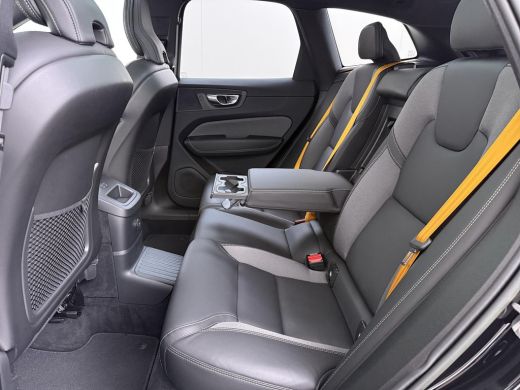 Volvo  XC60 2.0 T8 Plug-in-hybrid AWD Polestar Engineered VAN:53.900,- VOOR:48.877,- UW HERFSTVOORDEEL:5.023,... ActivLease financial lease