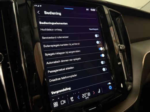 Volvo  XC60 T8 AWD Recharge Plus Dark | Harman Kardon | 455pk | All Season banden | Adaptieve Cruise Control ... ActivLease financial lease