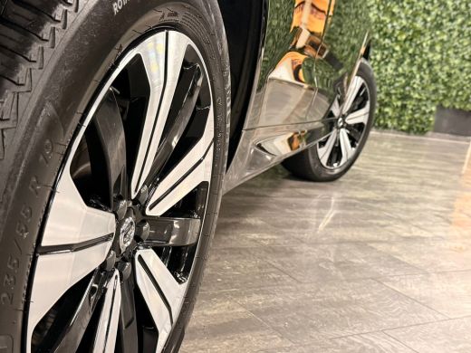 Volvo  XC60 T8 AWD Recharge Plus Dark | Harman Kardon | 455pk | All Season banden | Adaptieve Cruise Control ... ActivLease financial lease