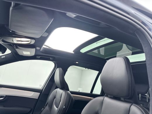 Volvo  XC90 T8 Ultra Black Edition Executive | 22" | Gelaagd & Getint Glas | Geintegreerd kinderzitje | Lucht... ActivLease financial lease