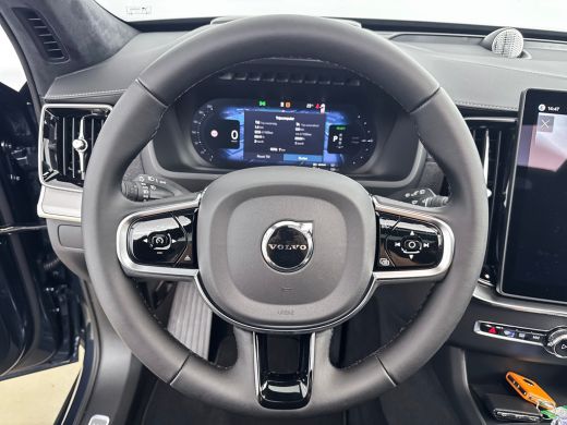 Volvo  XC90 T8 Ultra Black Edition Executive | 22" | Gelaagd & Getint Glas | Geintegreerd kinderzitje | Lucht... ActivLease financial lease