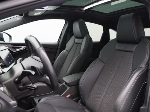 Audi Q4 Sportback e-tron 40 S-Line 77 kWh 204 Pk | Panoramadak | Head-Up | SONOS | 20 Inch | Stoelverwarming | 96.498 Km!! ActivLease financial lease