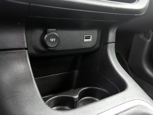 Citroën C3 1.2 5Drs / Airco-ecc. / Navigatie / Parkeersensoren / Carplay / Led / Apk 09-2027 ActivLease financial lease