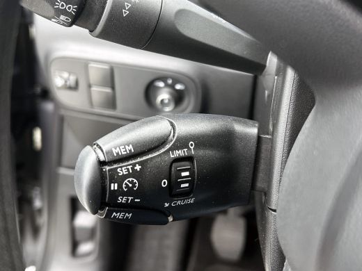 Citroën C3 1.2 5Drs / Airco-ecc. / Navigatie / Parkeersensoren / Carplay / Led / Apk 09-2027 ActivLease financial lease