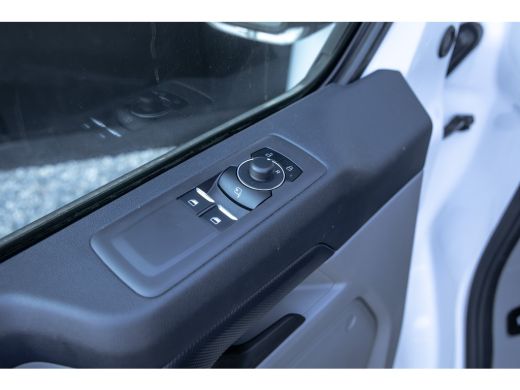 Ford E-Transit Custom 320 L1H1 Trend 71kWh 71kWH | Grotere Accu | Carplay | 2300kg trekgewicht | ActivLease financial lease