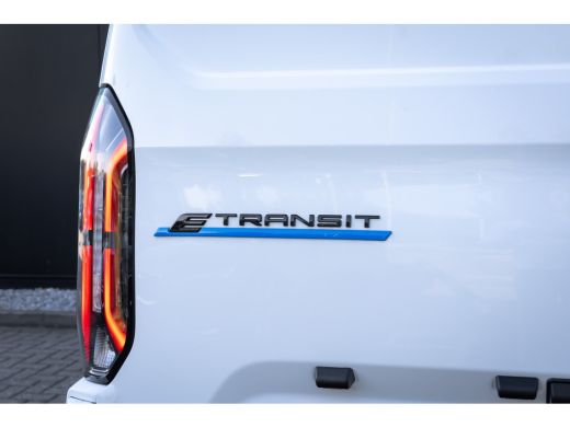 Ford E-Transit Custom 320 L1H1 Trend 71kWh 71kWH | Grotere Accu | Carplay | 2300kg trekgewicht | ActivLease financial lease