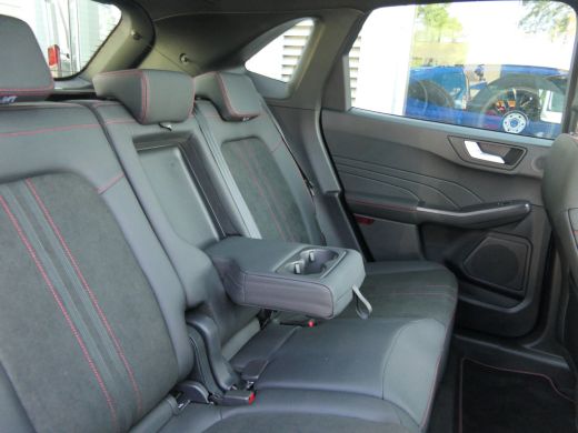 Ford Kuga 2.5 PHEV ST-Line X | Panoramadak | Winterpack | Adaptive Cruise | BLIS | 360 Camera | CarPlay/And... ActivLease financial lease