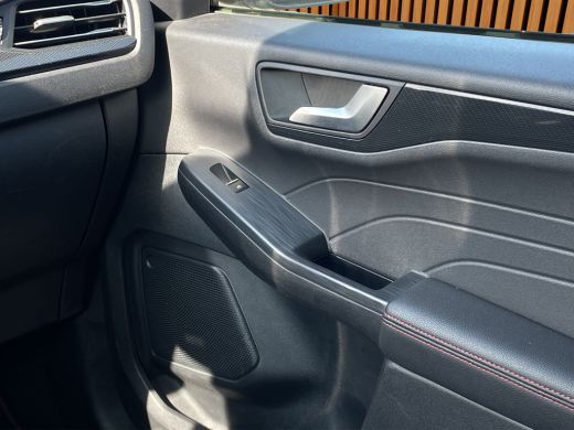 Ford Kuga 2.5 PHEV ST-Line X Stoel verwarming | Adaptieve Cruise | B&O | Afneembare trekhaak | Keyless ActivLease financial lease