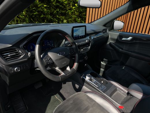 Ford Kuga 2.5 PHEV ST-Line X Stoel verwarming | Adaptieve Cruise | B&O | Afneembare trekhaak | Keyless ActivLease financial lease