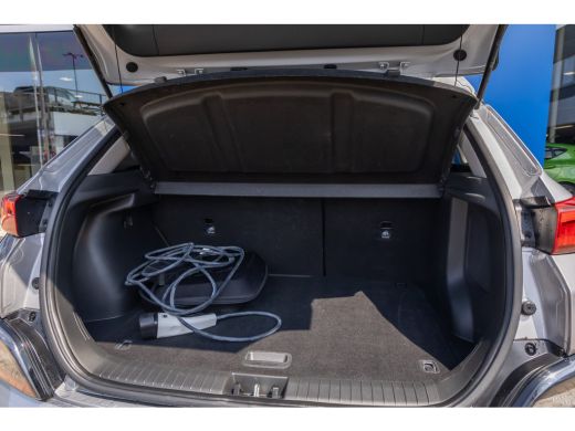 Hyundai Kona EV Fashion 64 kWh | Camera | Stoelverwarmig | Cruise control adaptief | Head-up display | Dodehoe... ActivLease financial lease