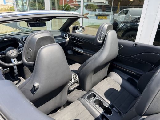 Mercedes-Benz CLE 180 AMG Line Cabriopack | Airscarf ActivLease financial lease