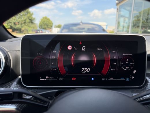 Mercedes-Benz CLE 180 AMG Line Cabriopack | Airscarf ActivLease financial lease