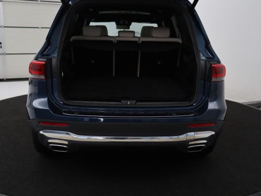 Mercedes-Benz GLB | Panoramadak | Leder | Adaptive cruise | Camera | Park assist | Carplay | Sfeerverlichting | Ful... ActivLease financial lease