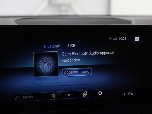Mercedes-Benz GLB | Panoramadak | Leder | Adaptive cruise | Camera | Park assist | Carplay | Sfeerverlichting | Ful... ActivLease financial lease