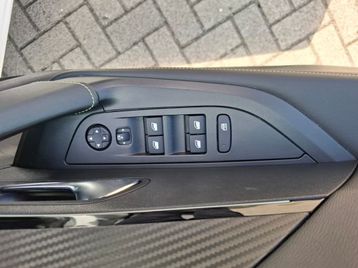Peugeot 2008 1.2 PureTech GT Pack ActivLease financial lease