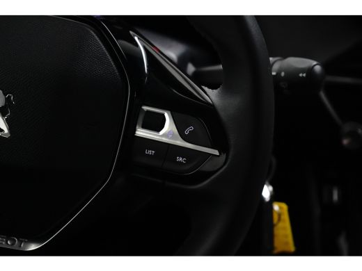 Peugeot 208 1.2 PureTech 75 Active Navigatie | Cruise | Airco |Apple/Android Carplay | Bluetooth telefoonvoor... ActivLease financial lease