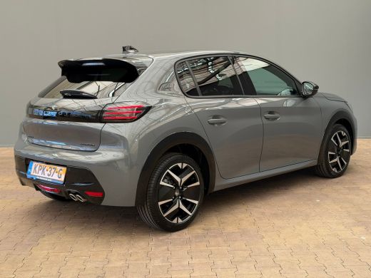 Peugeot 208 GT | Elektrische parkeerrem | Extra getinte achterste zijruiten en achterruit | Extra getinte ach... ActivLease financial lease