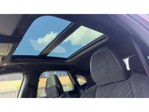 Peugeot 3008 GT | Plug-In Hybride | Panorama Dak | Elektrisch Verstelbare Stoelen met Memory | Adaptieve Cruis... ActivLease financial lease