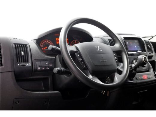 Peugeot Boxer 335 2.2 BlueHDi 140pk L3H3 Premium Airco/Camera 04-2022 ActivLease financial lease