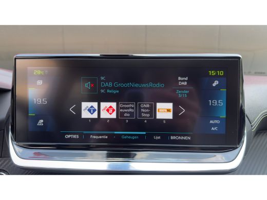 Peugeot e-2008 EV GT Pack 50 kWh | Panorama Dak | Stoelverwarming Voor | Adaptieve Cruise Control | Achteruitrij... ActivLease financial lease