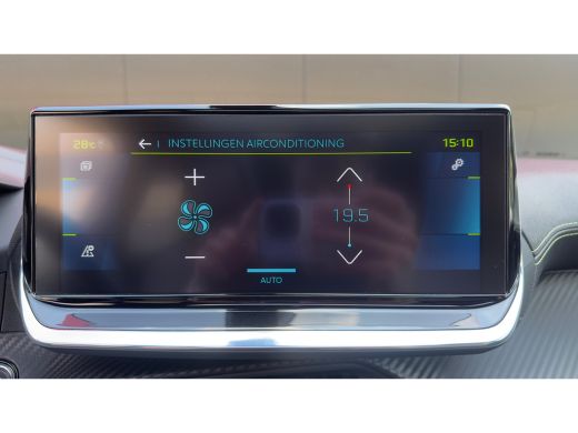 Peugeot e-2008 EV GT Pack 50 kWh | Panorama Dak | Stoelverwarming Voor | Adaptieve Cruise Control | Achteruitrij... ActivLease financial lease