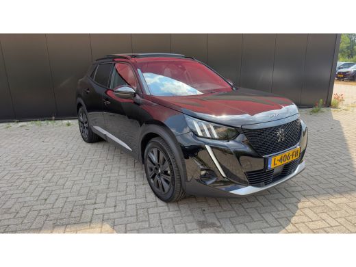 Peugeot e-2008 EV GT Pack 50 kWh | Panorama Dak | Stoelverwarming Voor | Adaptieve Cruise Control | Achteruitrij... ActivLease financial lease