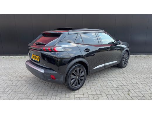 Peugeot e-2008 EV GT Pack 50 kWh | Panorama Dak | Stoelverwarming Voor | Adaptieve Cruise Control | Achteruitrij... ActivLease financial lease