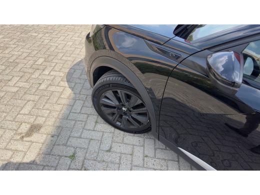 Peugeot e-2008 EV GT Pack 50 kWh | Panorama Dak | Stoelverwarming Voor | Adaptieve Cruise Control | Achteruitrij... ActivLease financial lease