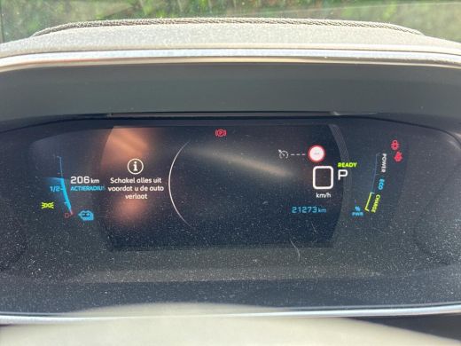 Peugeot e-208 EV Allure Pack 50 kWh | Achteruitrijcamera | Climate Control | Navigatie | Apple Carplay & Androi... ActivLease financial lease