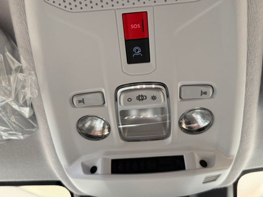 Peugeot e-208 EV Business 51 kWh ActivLease financial lease