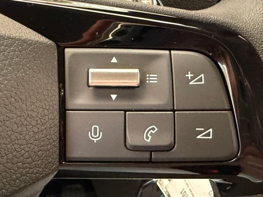 Peugeot Expert Standaard - Elektrisch, (2026) | 16" stalen velgen | Elektrisch bedienbare en verwarmbare buitens... ActivLease financial lease