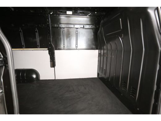 Renault Master T33 2.3 dCi L2H2 | Airco | Cruise | Camera | 3 Zits | Navi | Parkeersens. ActivLease financial lease