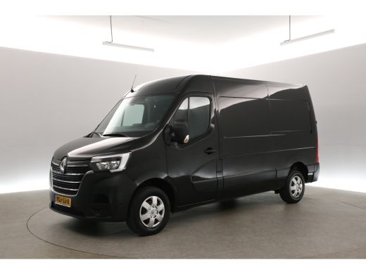 Renault Master T33 2.3 dCi L2H2 | Airco | Cruise | Camera | 3 Zits | Navi | Parkeersens. ActivLease financial lease